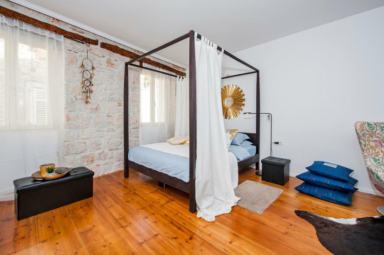 Apartments Sea View - Sunrise And Maremonte Rovinj Exterior photo